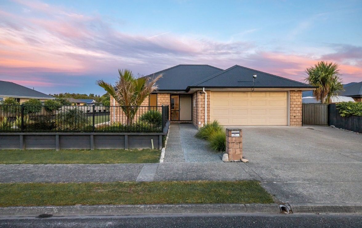 40 Kawatiri Place, Westport, Westport - Carousel 2