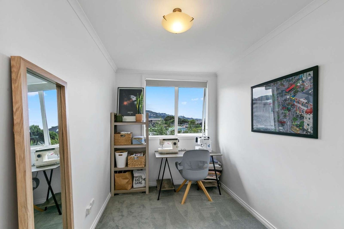 139E The Esplanade, Petone, Lower Hutt - Carousel 10