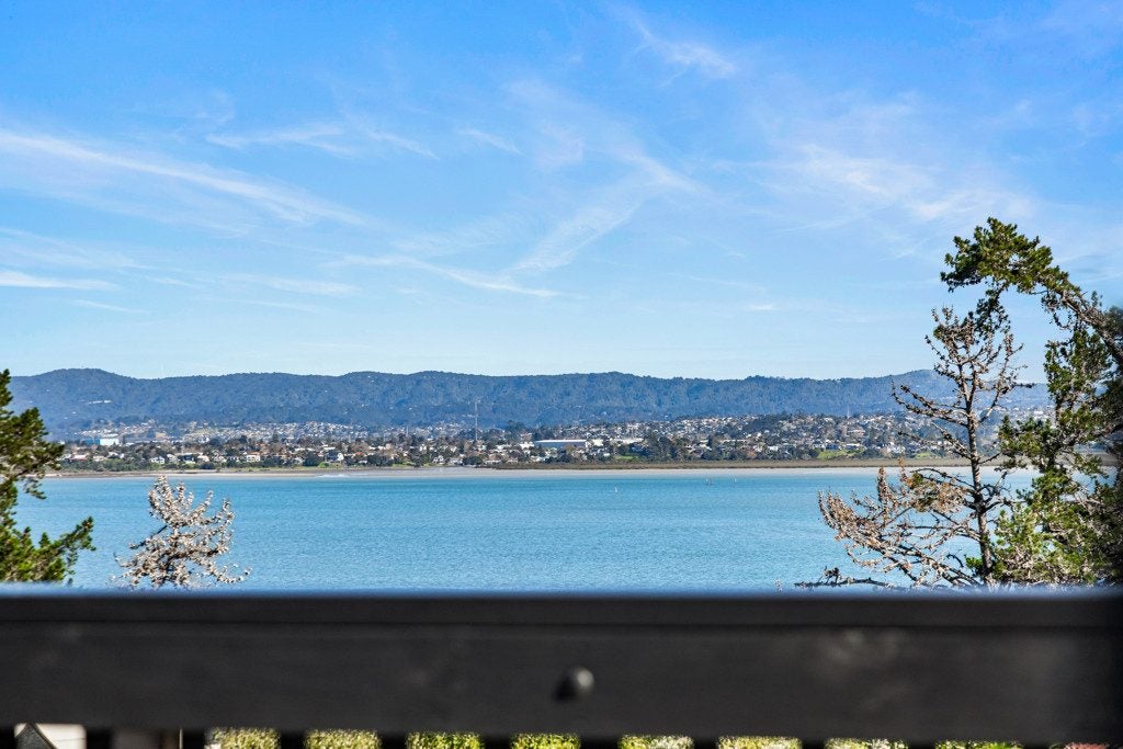 8 Eucalyptus Place, Beach Haven, Auckland - Carousel 1
