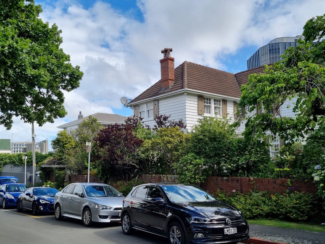 19 Fitzherbert Terrace, Thorndon, Wellington - Carousel 1