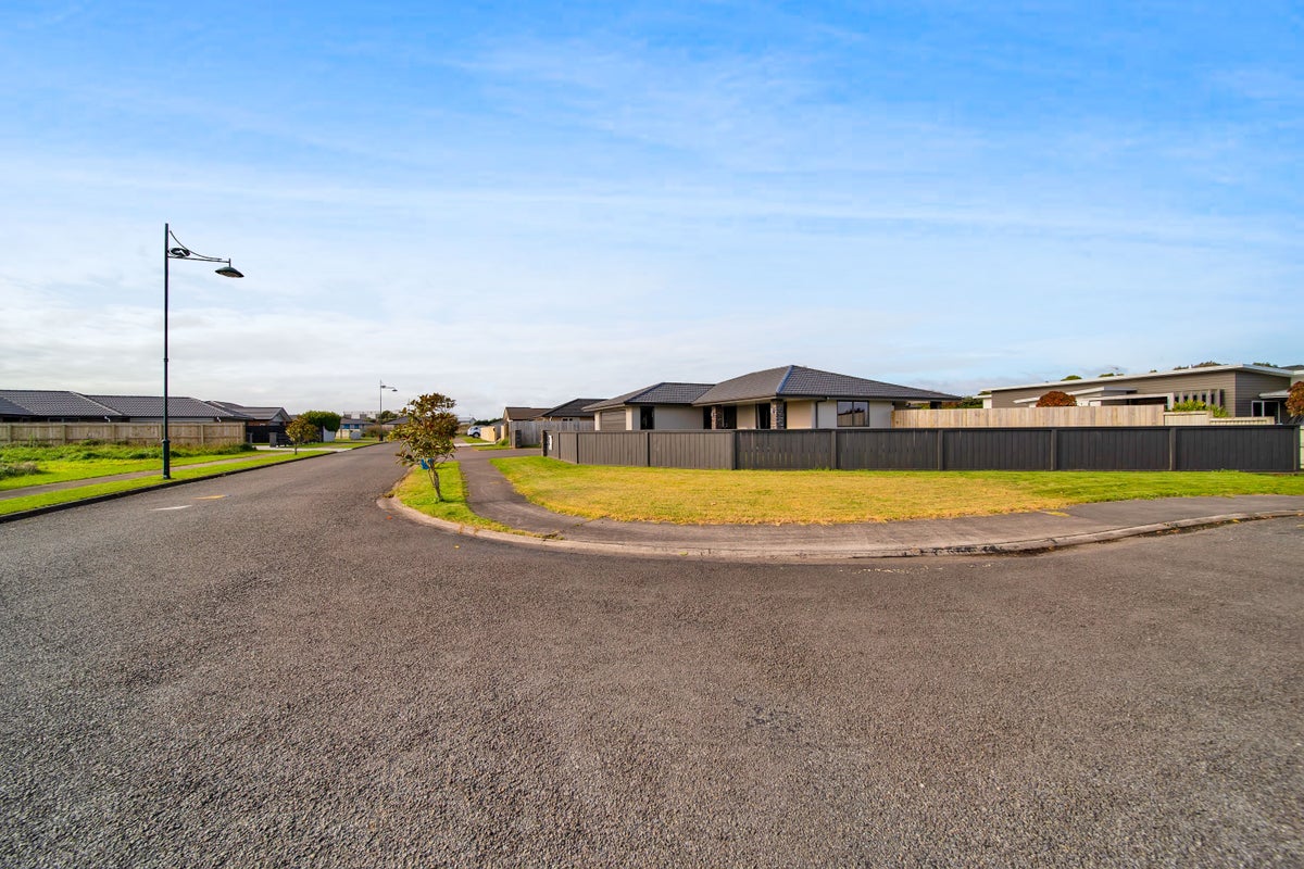 5 Reremoana Close, Hawera - Carousel 21