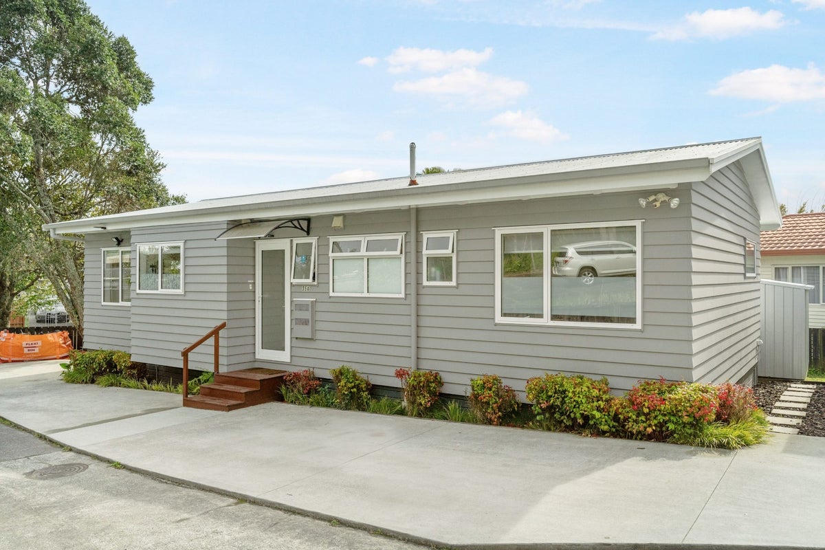 35 Ellice Road, Totara Vale, Auckland - Carousel 15