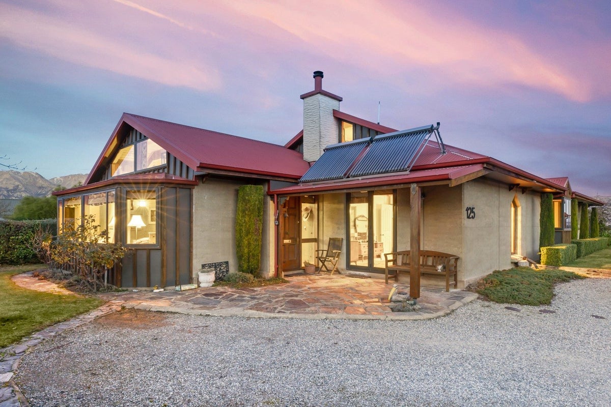 125 Noema Terrace, Lake Hawea, Lake Hawea - Carousel 2