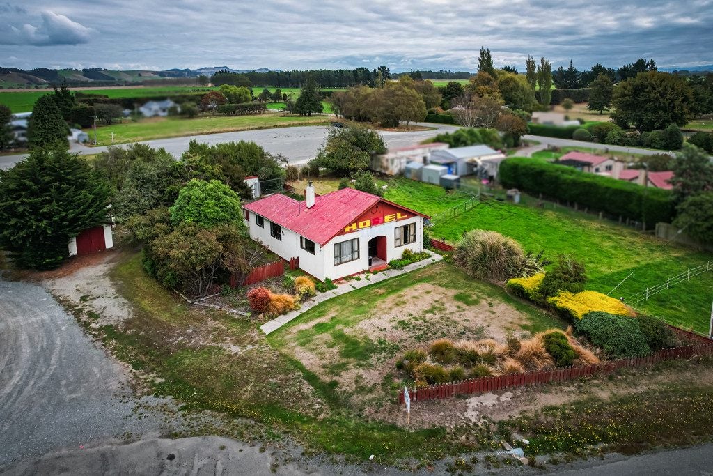 695 Hilderthorpe-Pukeuri Road, Richmond, Waitaki Bridge - Carousel 1