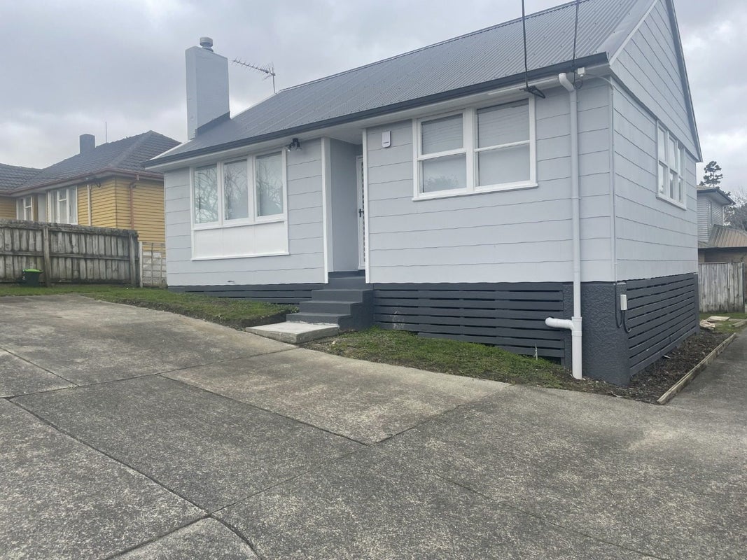 45 Kelwyn Road, Kelston, Auckland - Carousel 9