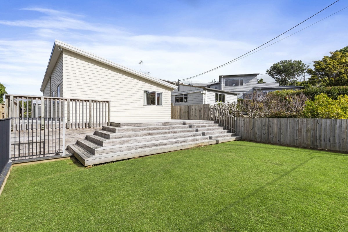 89 Shakespear Road, Army Bay, Whangaparaoa - Carousel 2