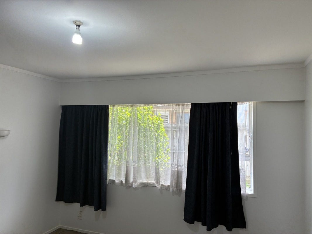 3/46 Morningside Drive, Morningside, Auckland - Carousel 2