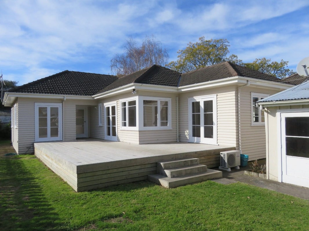40 Graham Street, Hamilton East, Hamilton - Carousel 1