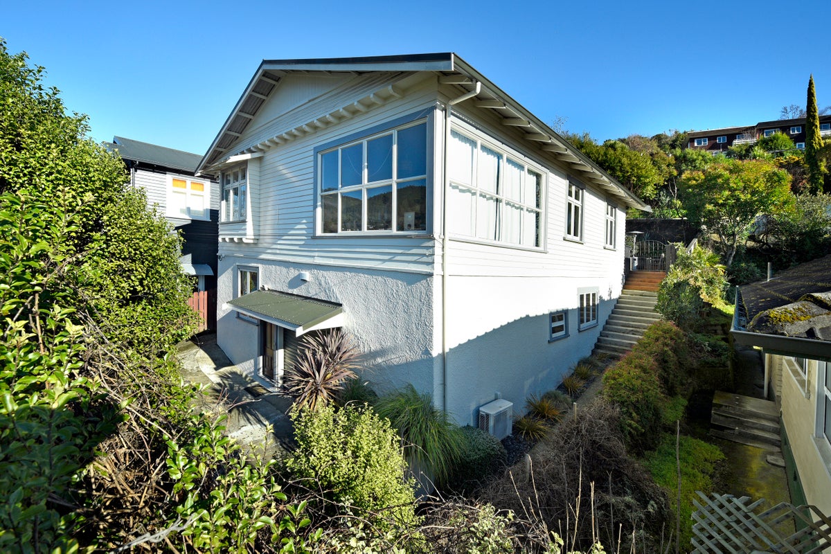 6 Renwick Place, Nelson South, Nelson - Carousel 2