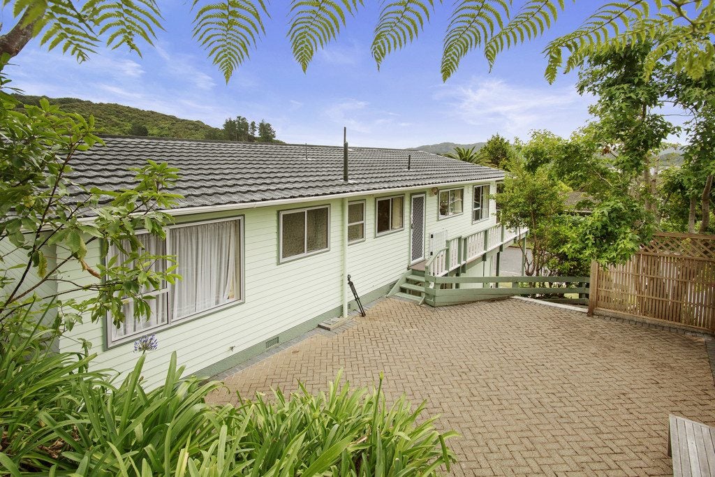 63 Holland Street, Wainuiomata, Lower Hutt - Carousel 2