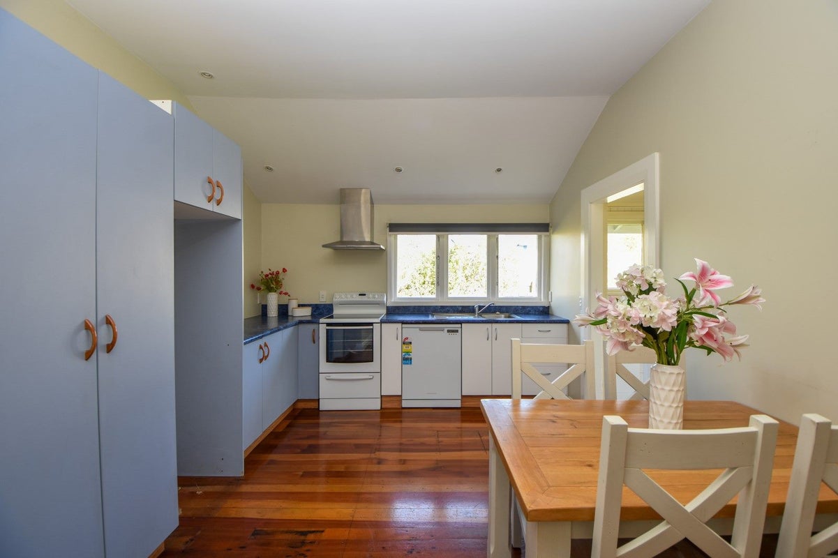 18 French Street, Lansdowne, Masterton - Carousel 2