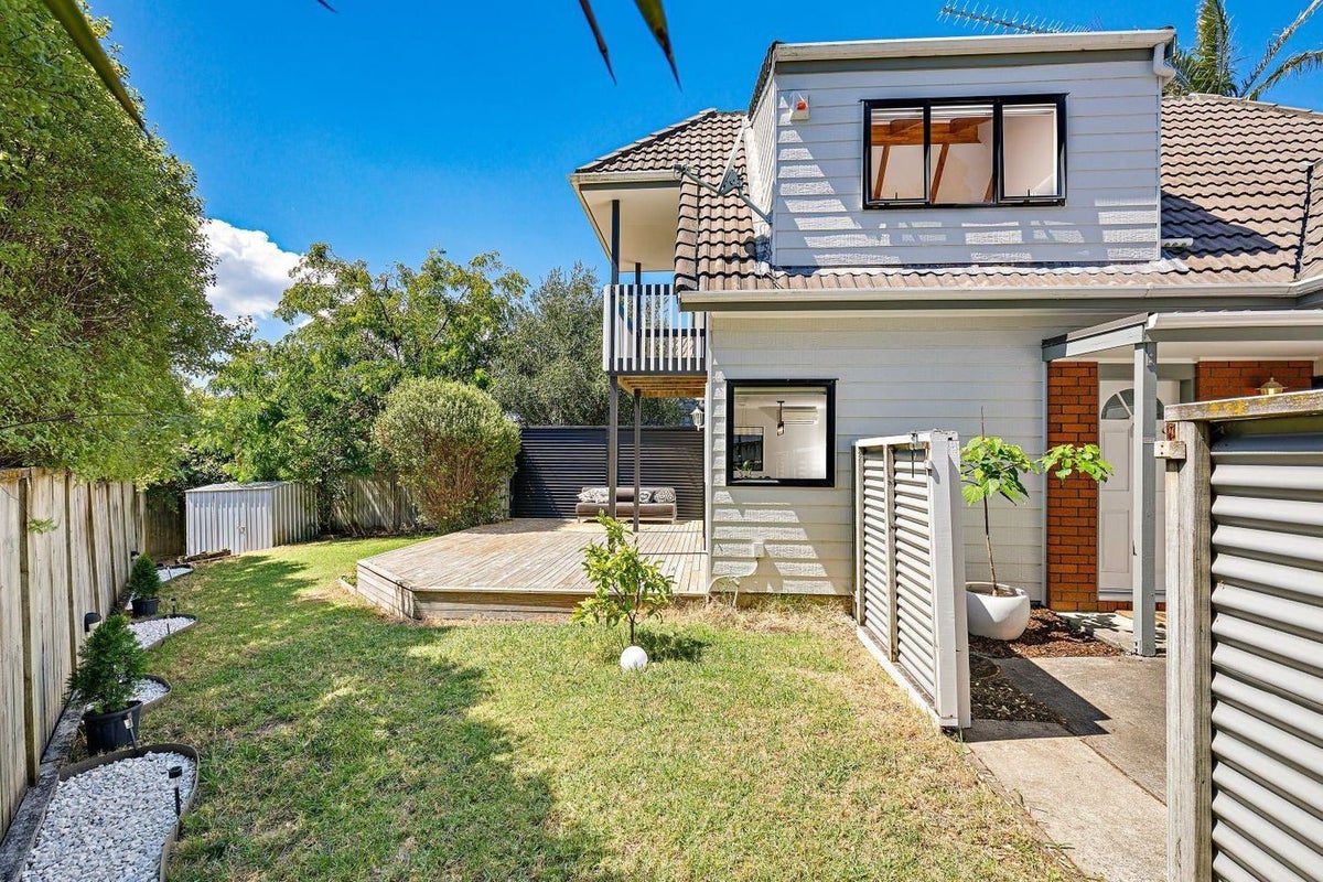 3 Hillsdale Road, Hillsborough, Auckland - Carousel 2