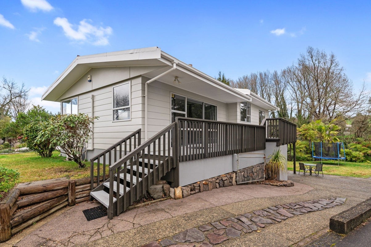 52 Pandora Avenue, Sunnybrook, Rotorua - Carousel 1