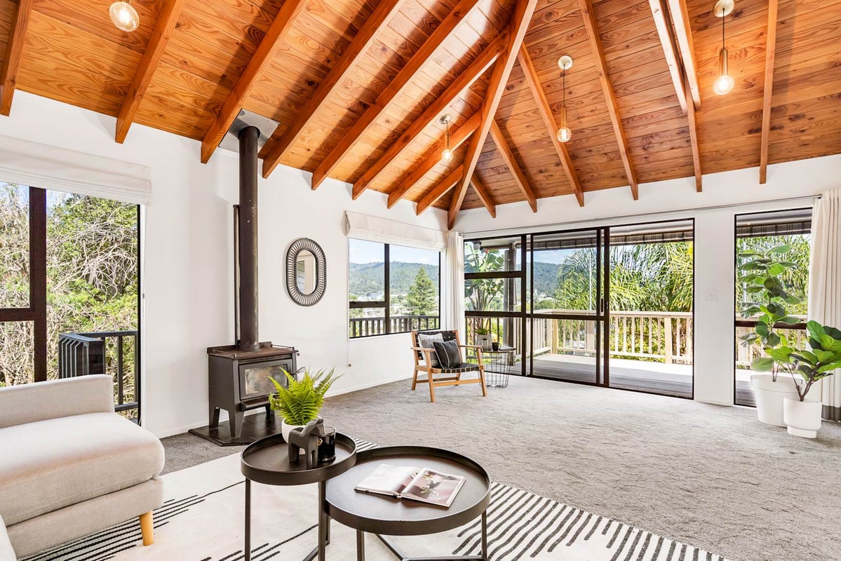 8 The Bluff, Riverside, Whangarei - Carousel 1
