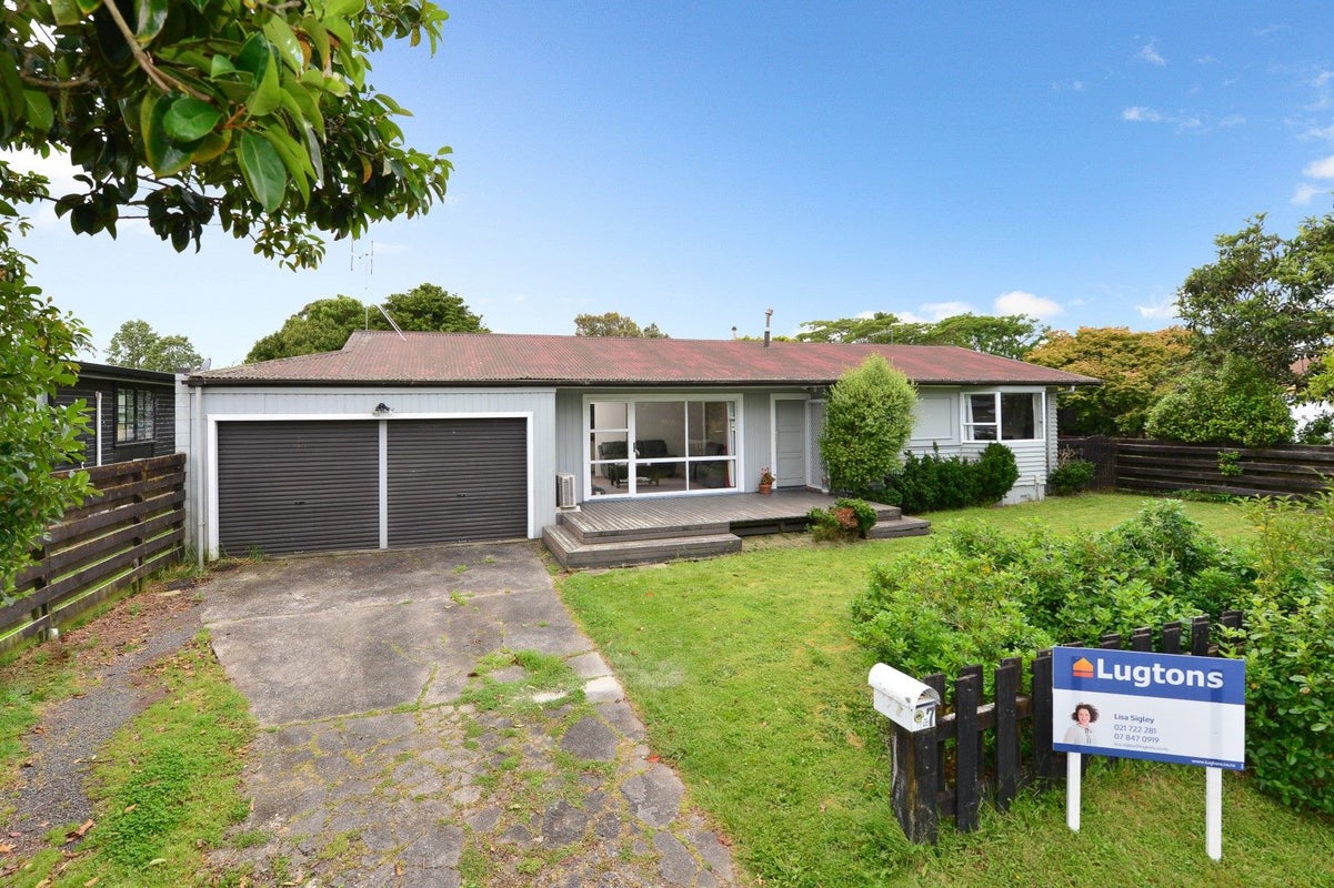 7 Smart Place, Fairview Downs, Hamilton - Carousel 1