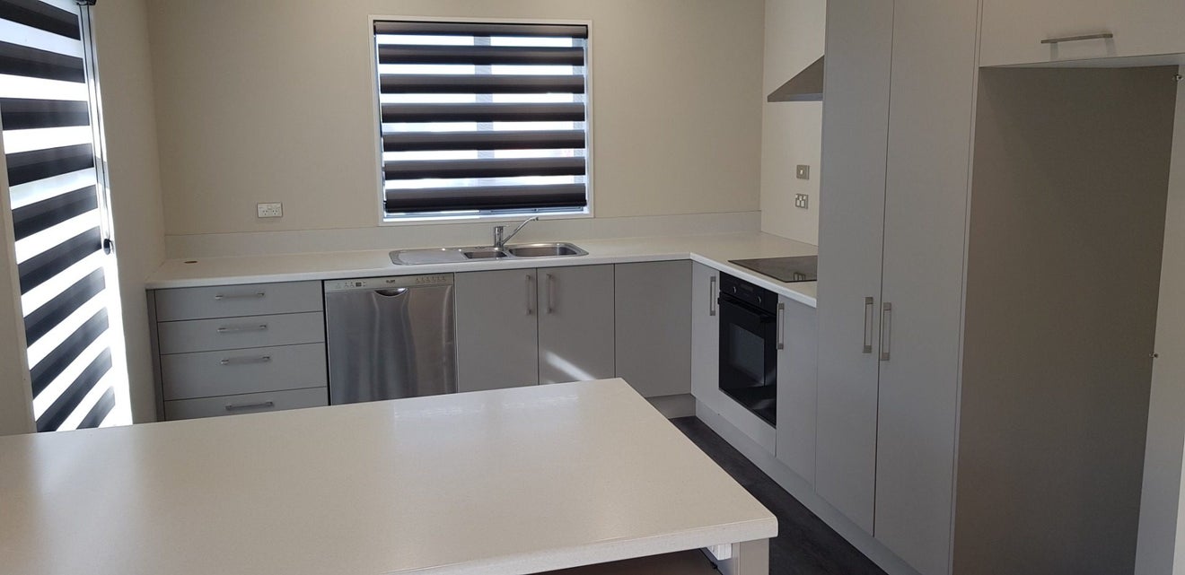 10 ST PETERS CLOSE, Woolston, Christchurch - Carousel 2