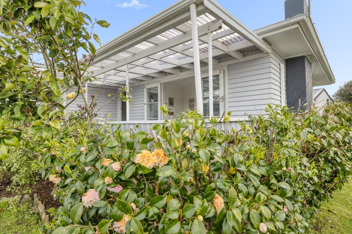 3 Lumsden Street, Greerton, Tauranga - Carousel 1