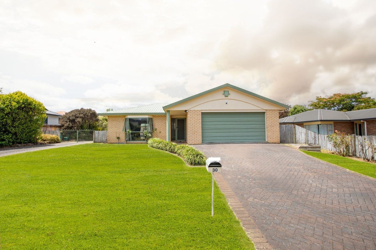 30 Discovery Drive, Flagstaff, Hamilton - Carousel 1