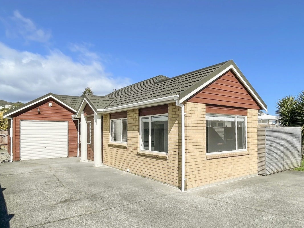 26 Athlone Crescent, Boulcott, Lower Hutt - Carousel 8
