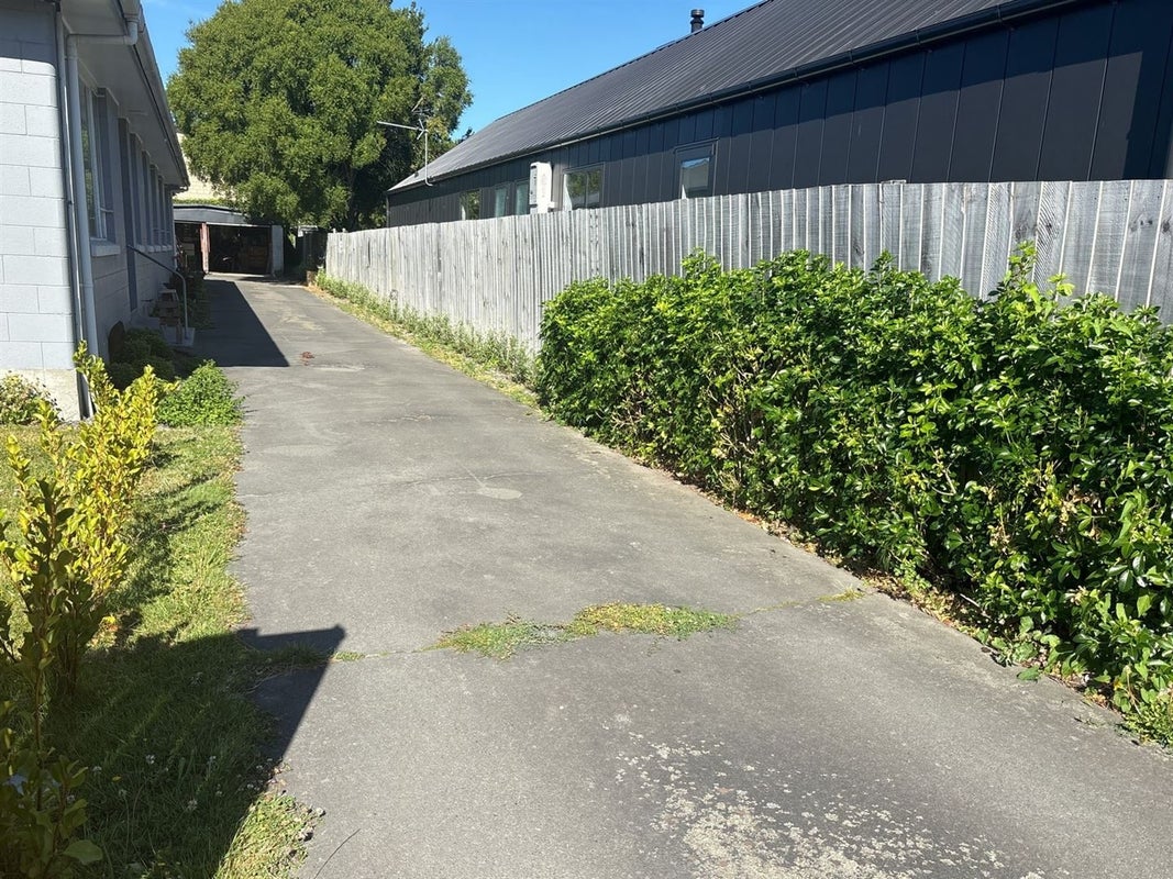 2/223 Springfield Road, St Albans, Christchurch - Carousel 10