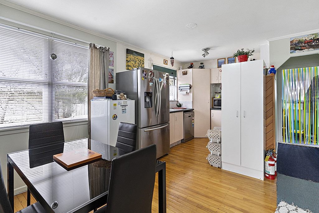 7 Churchill Crescent, Featherston - Carousel 2