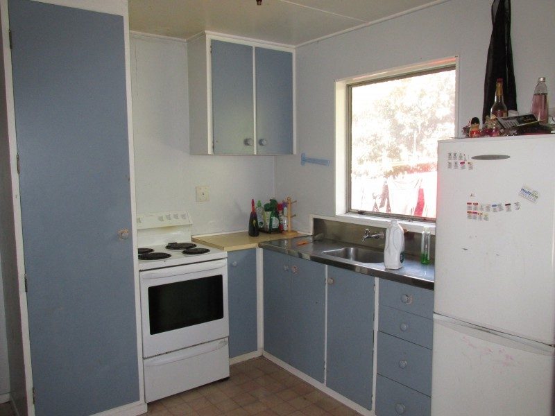 2 Caernarvon Drive, Flaxmere, Hastings - Carousel 4