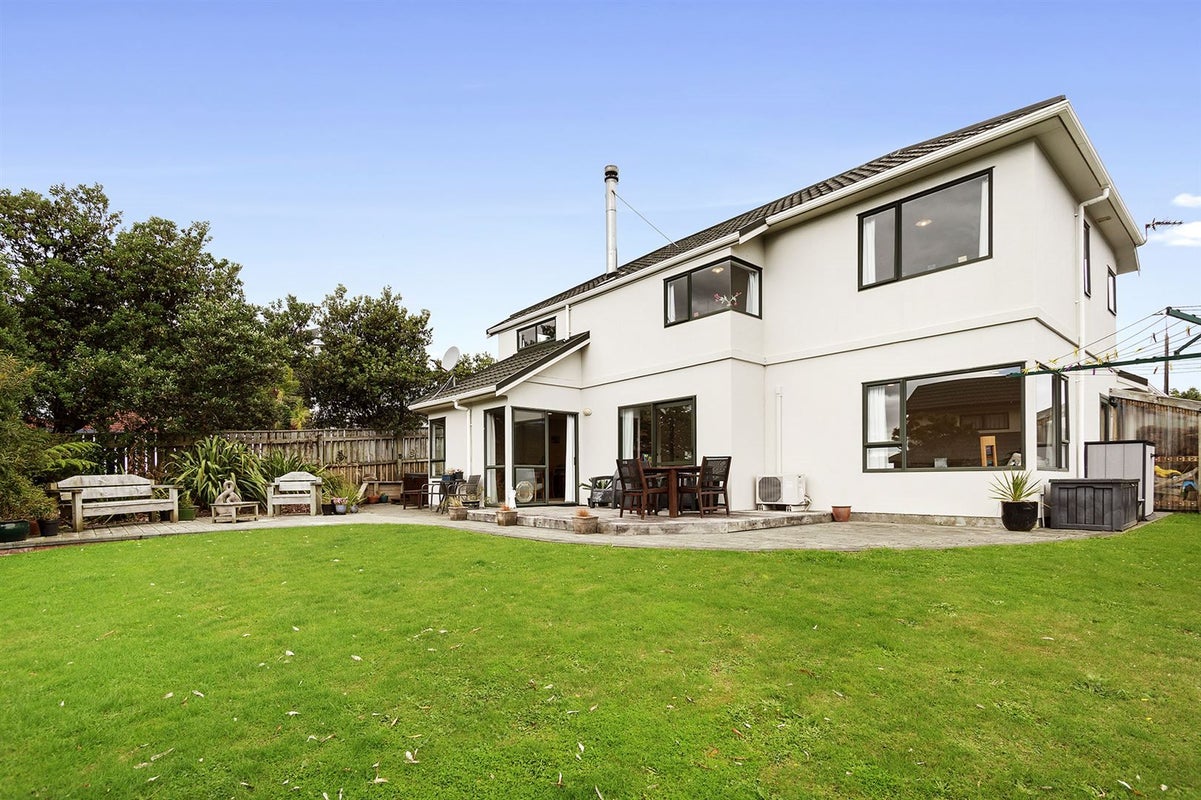 126 Woodman Drive, TAWA 5028, WELLINGTON - Carousel 2