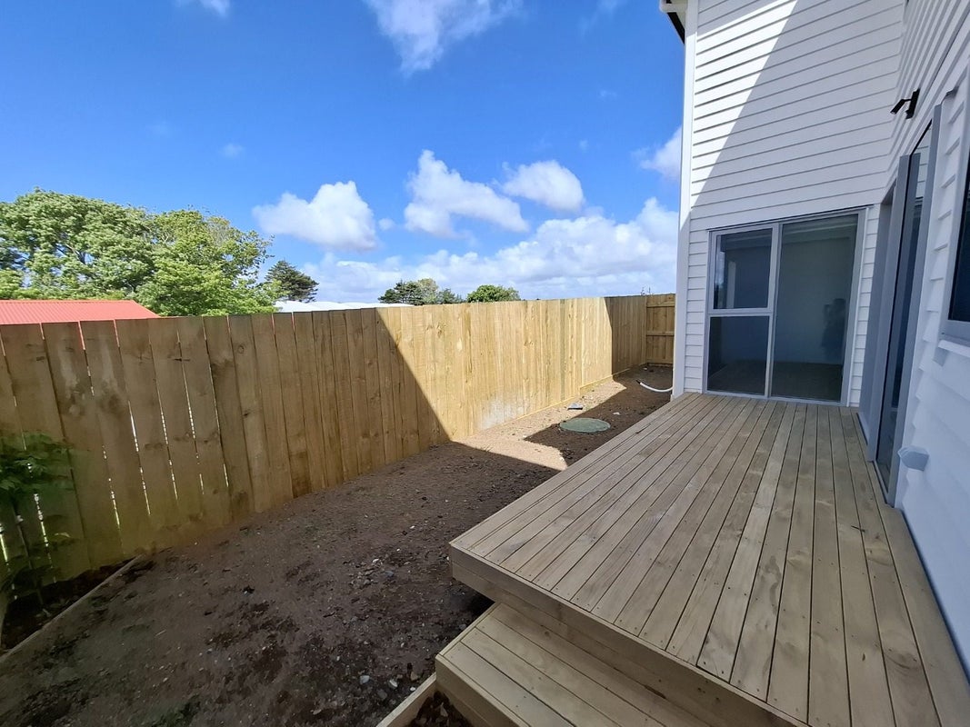 18 Kimber Hall Avenue, Mount Roskill, Auckland - Carousel 12