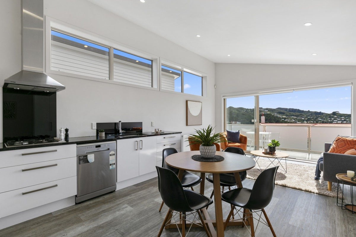 86A Thurleigh Grove, Karori, Wellington - Carousel 2