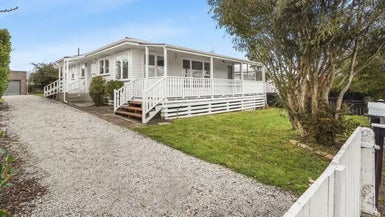 46 Insoll Avenue, Enderley, Hamilton - Carousel 1