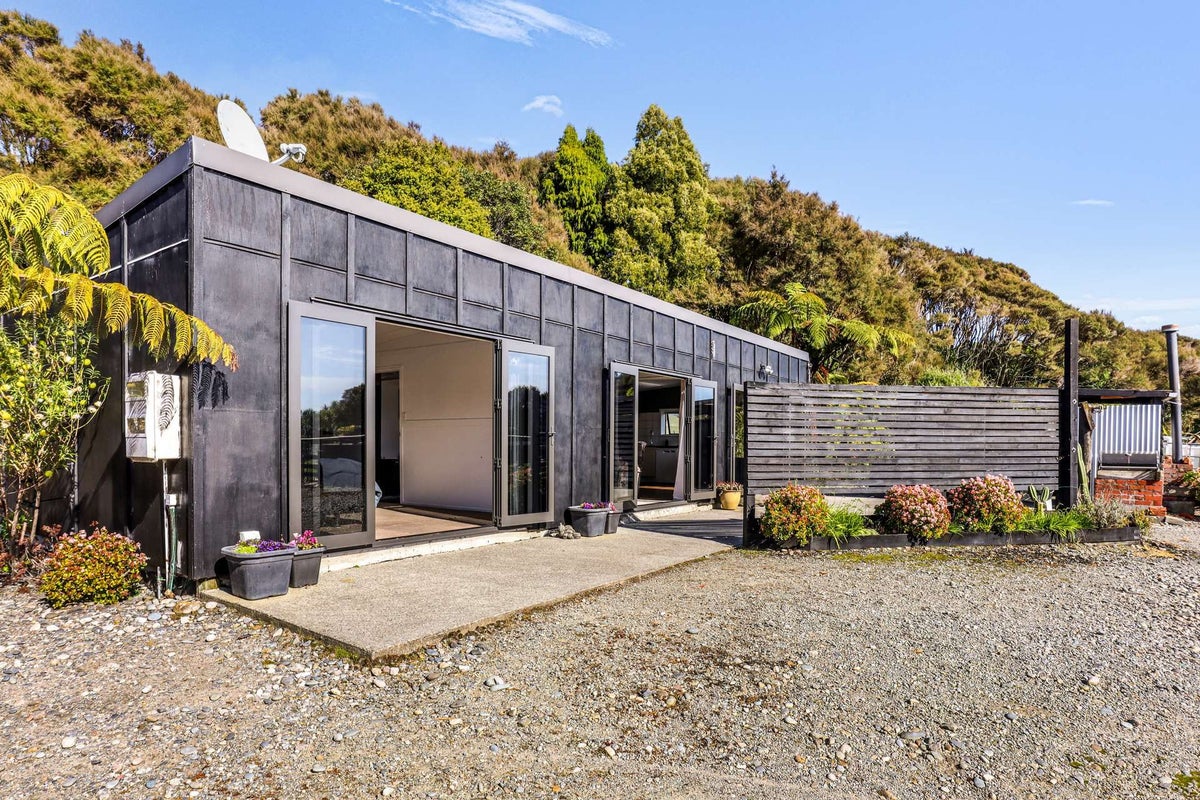 236 Alma Road, Westport, Westport - Carousel 2
