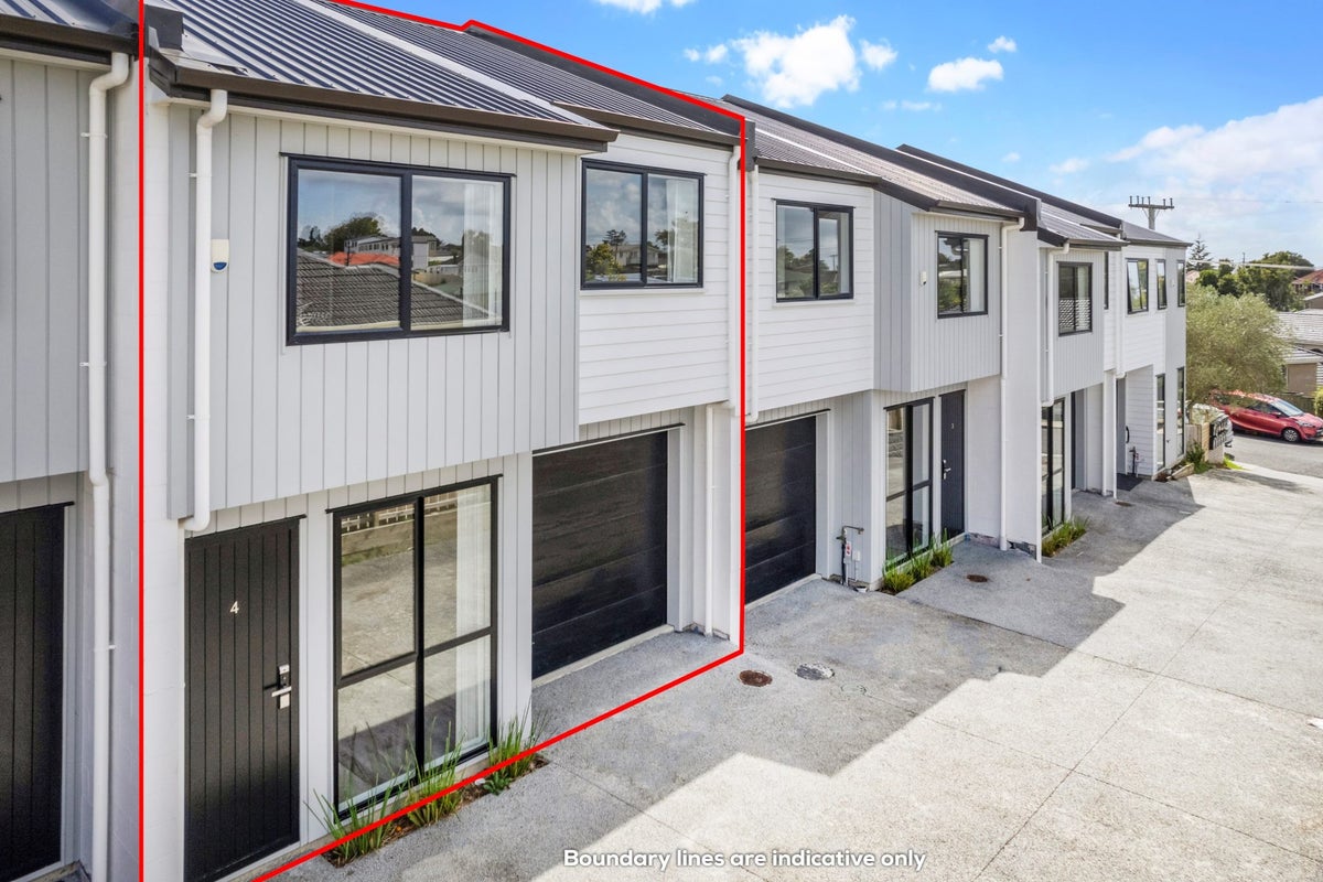 4/60 Kelman Road, Kelston, Auckland - Carousel 1