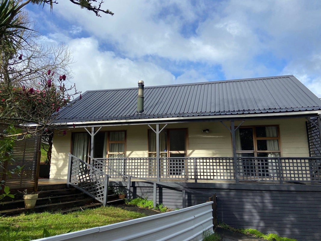 68 Mountbatten Avenue, Hillcrest, Auckland - Carousel 1