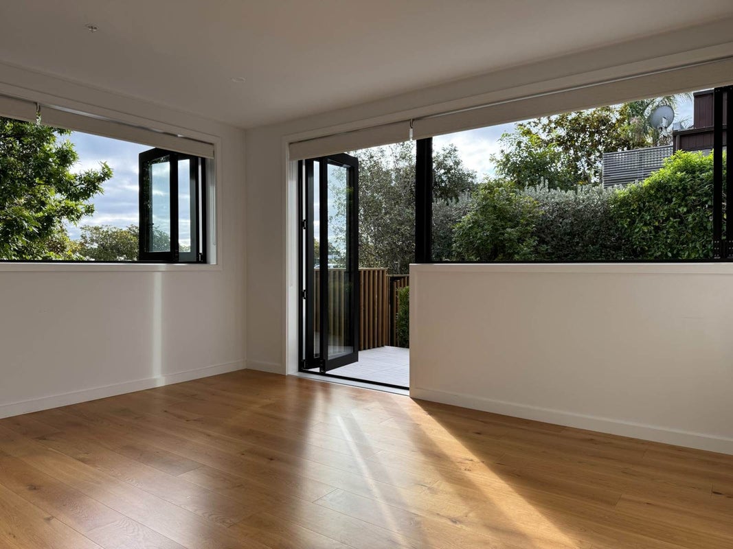 105/243 Kepa Road, Mission Bay, Auckland - Carousel 1