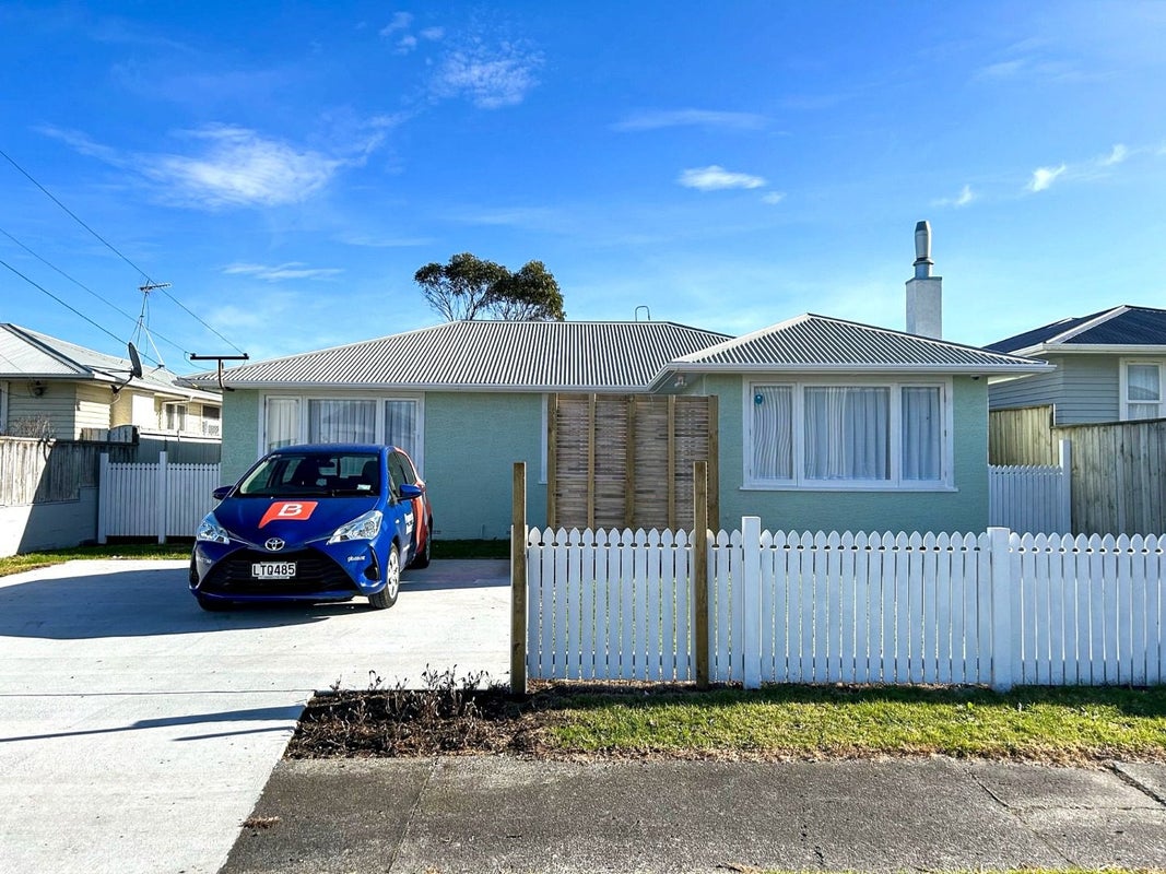 5 Raupo Street, Castlecliff, Whanganui - Carousel 1
