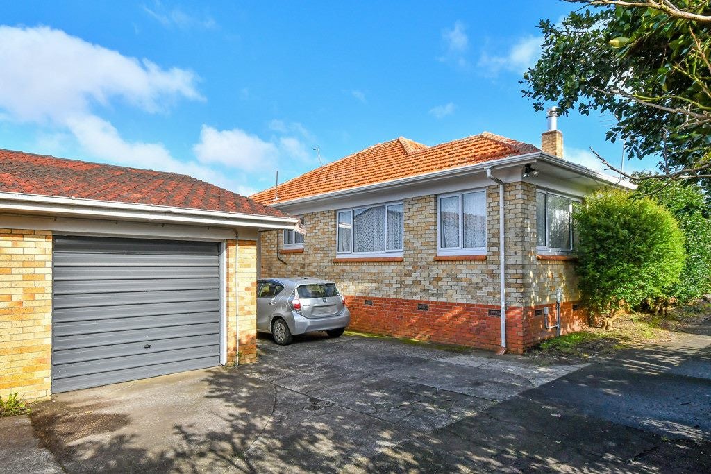 1/13 Hayward Road, Papatoetoe, Auckland - Carousel 2