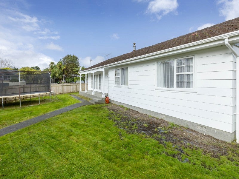 80 California Drive, Totara Park, Upper Hutt - Carousel 18