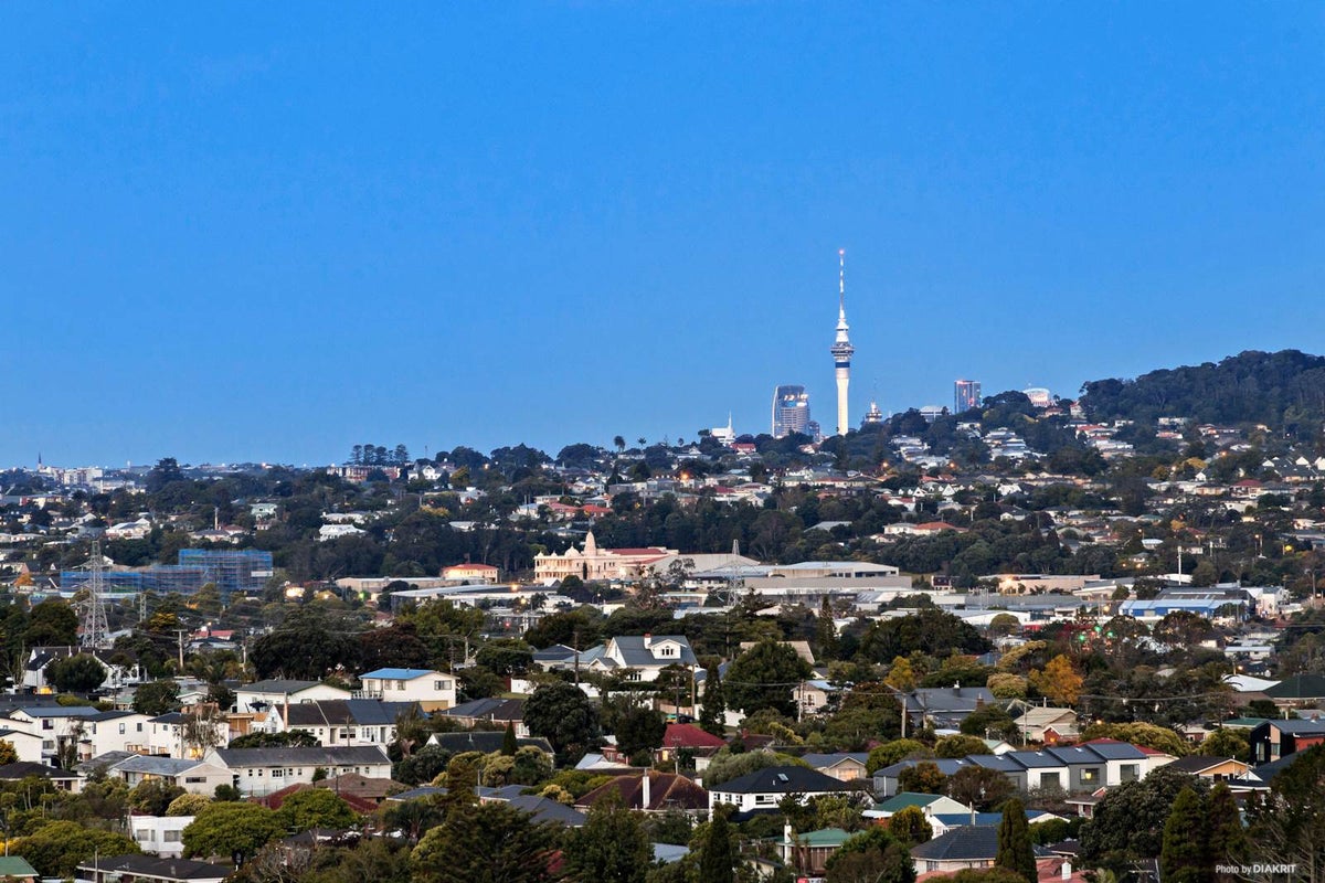 7A Gilliam Street, New Lynn, Auckland - Carousel 2