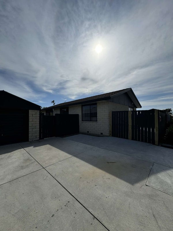 128A Inwoods Close, Parklands, Christchurch - Carousel 1