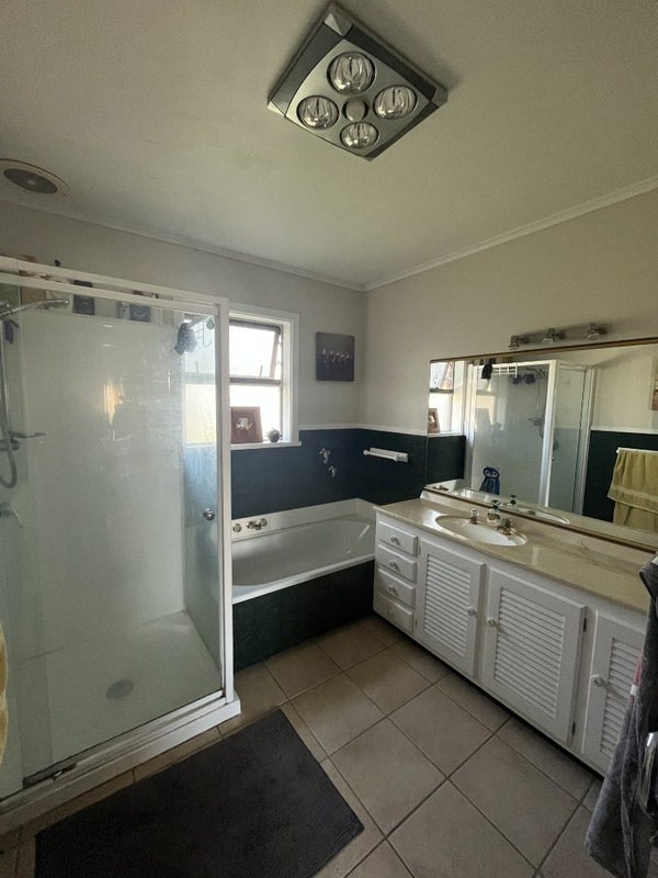15A Butterworth Avenue, Opaheke, Papakura - Carousel 9