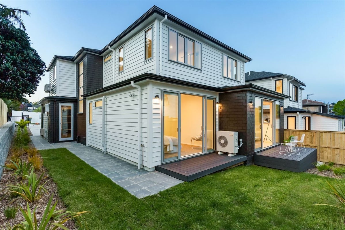 35C Corunna Road, Milford, Auckland - Carousel 16