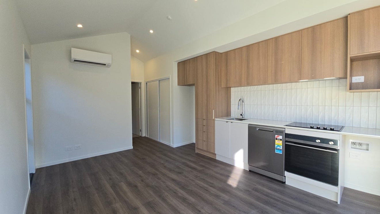 14 Shoveler Road, Jacks Point, Queenstown - Carousel 2
