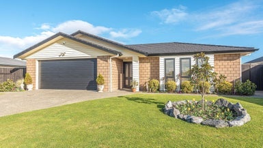 7 Simon Street, Tawhero, Whanganui - Carousel 1