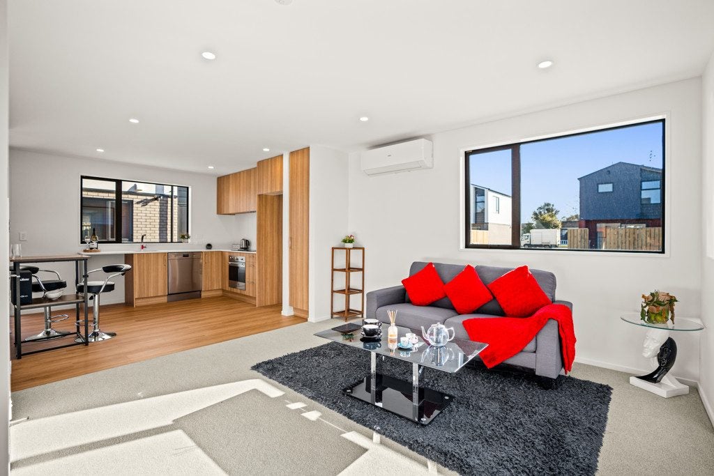 8/112 Aldwins Road, Phillipstown, Christchurch - Carousel 1