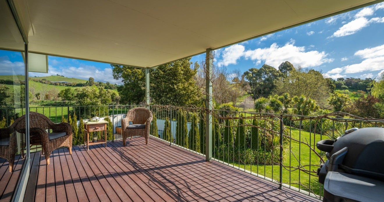 32 Solway Drive, Witherlea, Blenheim - Carousel 2