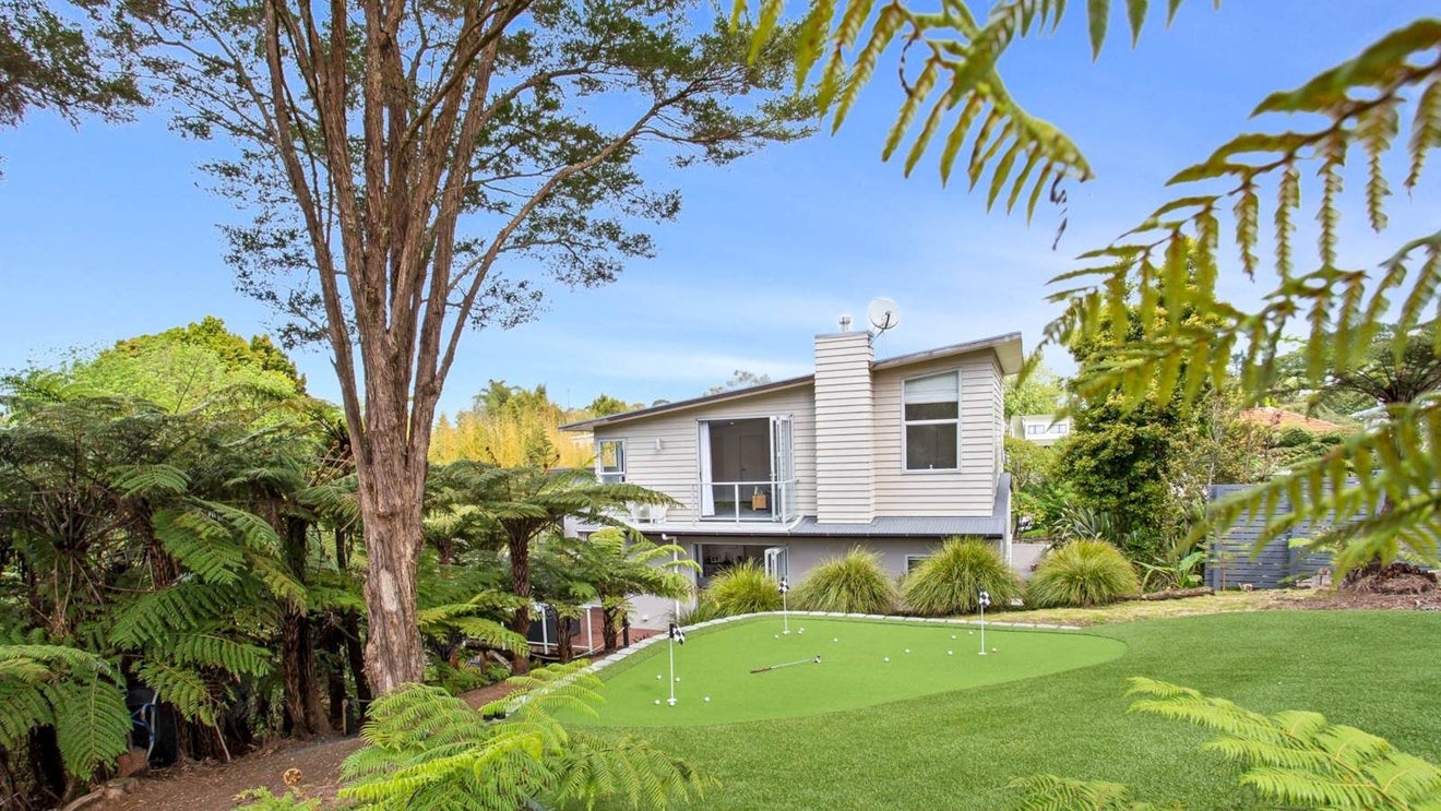 6 Church Street, Swanson, Auckland - Carousel 2