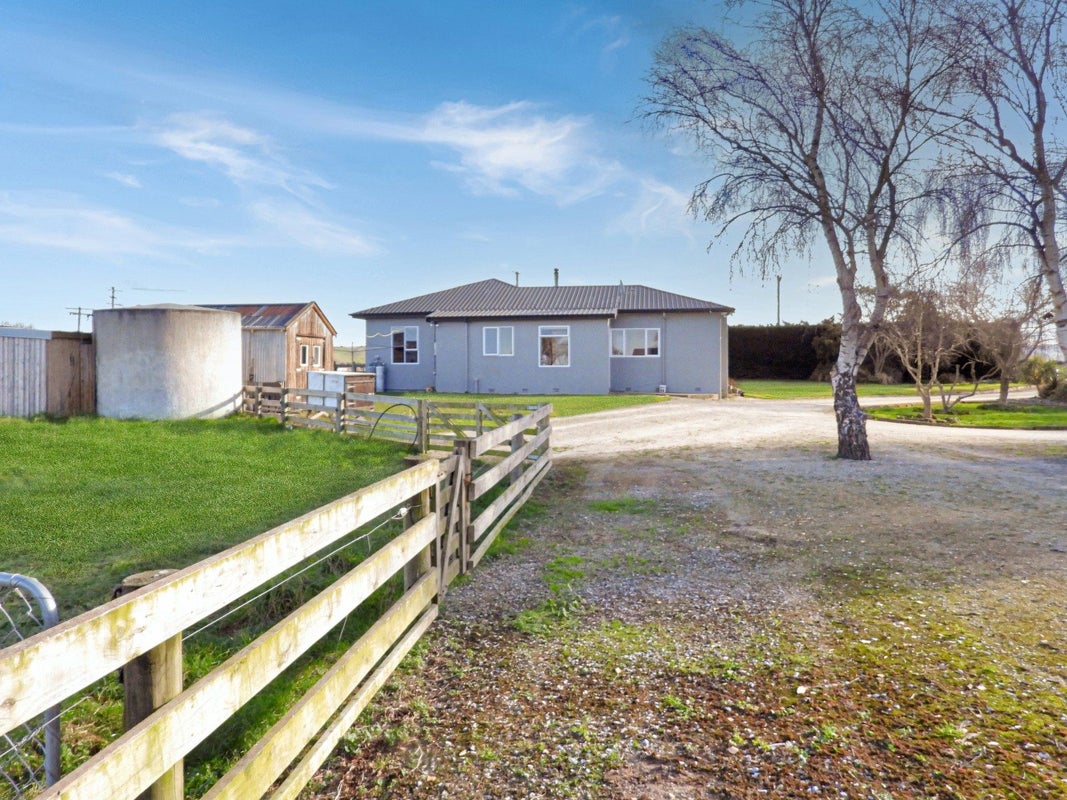 236 Biggs Road, Richmond, Oamaru - Carousel 21