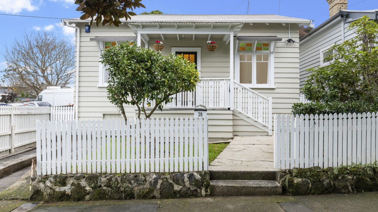 28 Cardwell Street, Onehunga, Auckland - Carousel 1