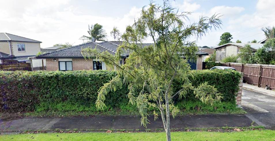50 Willerton Avenue, New Lynn, Auckland - Carousel 1