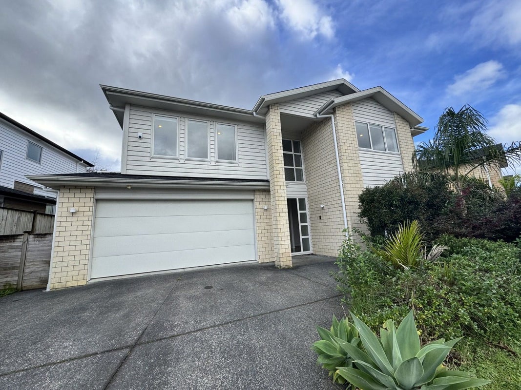 39 Travis View Drive, Fairview Heights, Auckland - Carousel 2